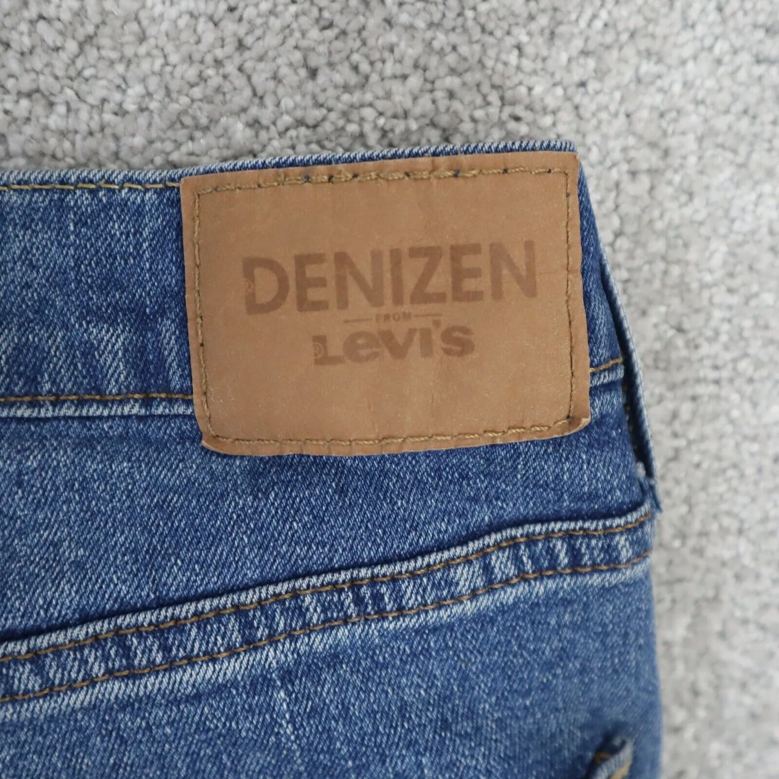 Denizen From Levis Jeans  Mens Blue Solid 218 Straight Leg Denim Logo W30XL32