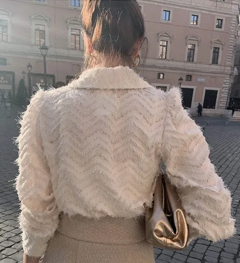 Elegant collar blouse
