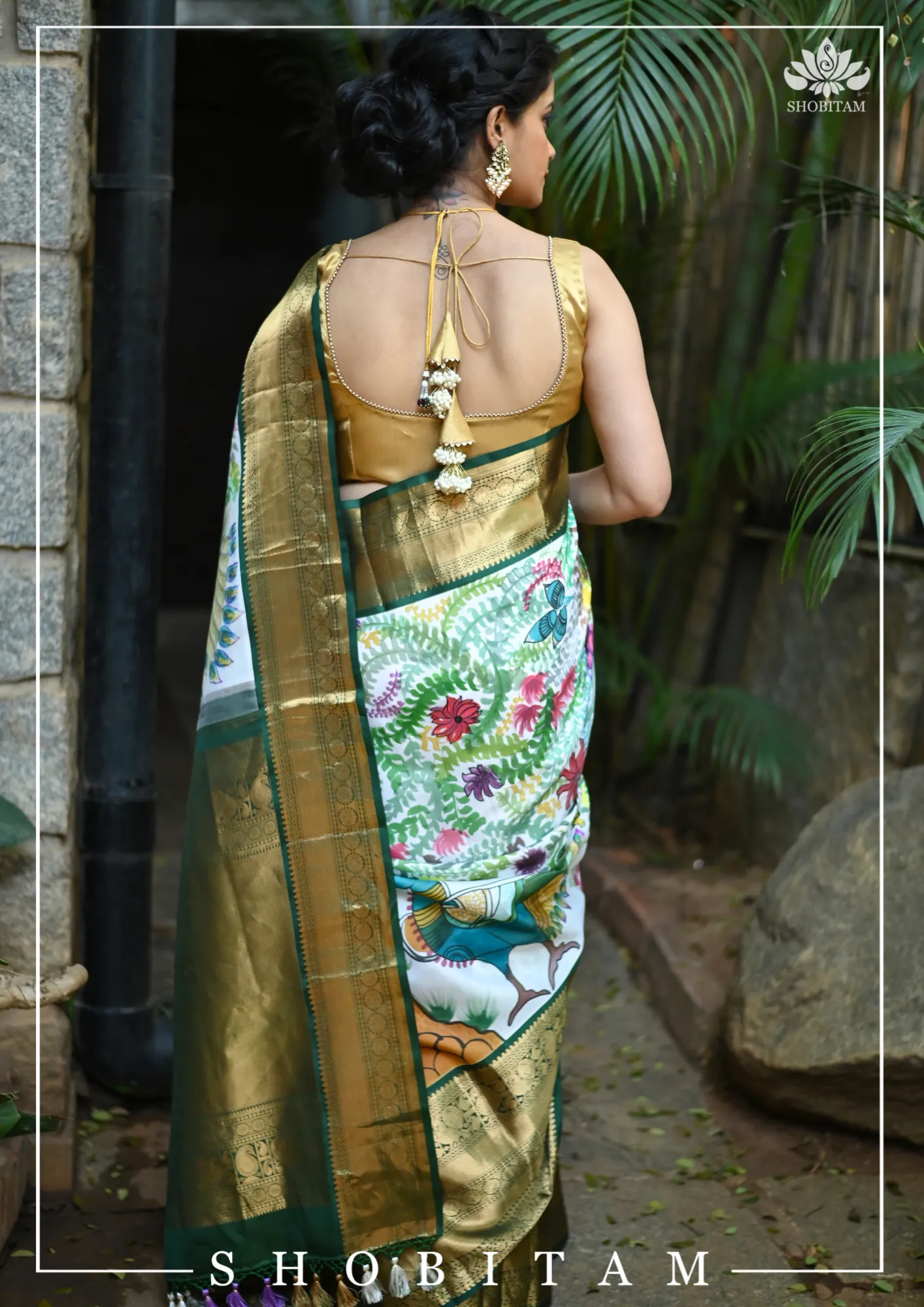Made to Measure: Gold brocade U neck sleeveless blouse