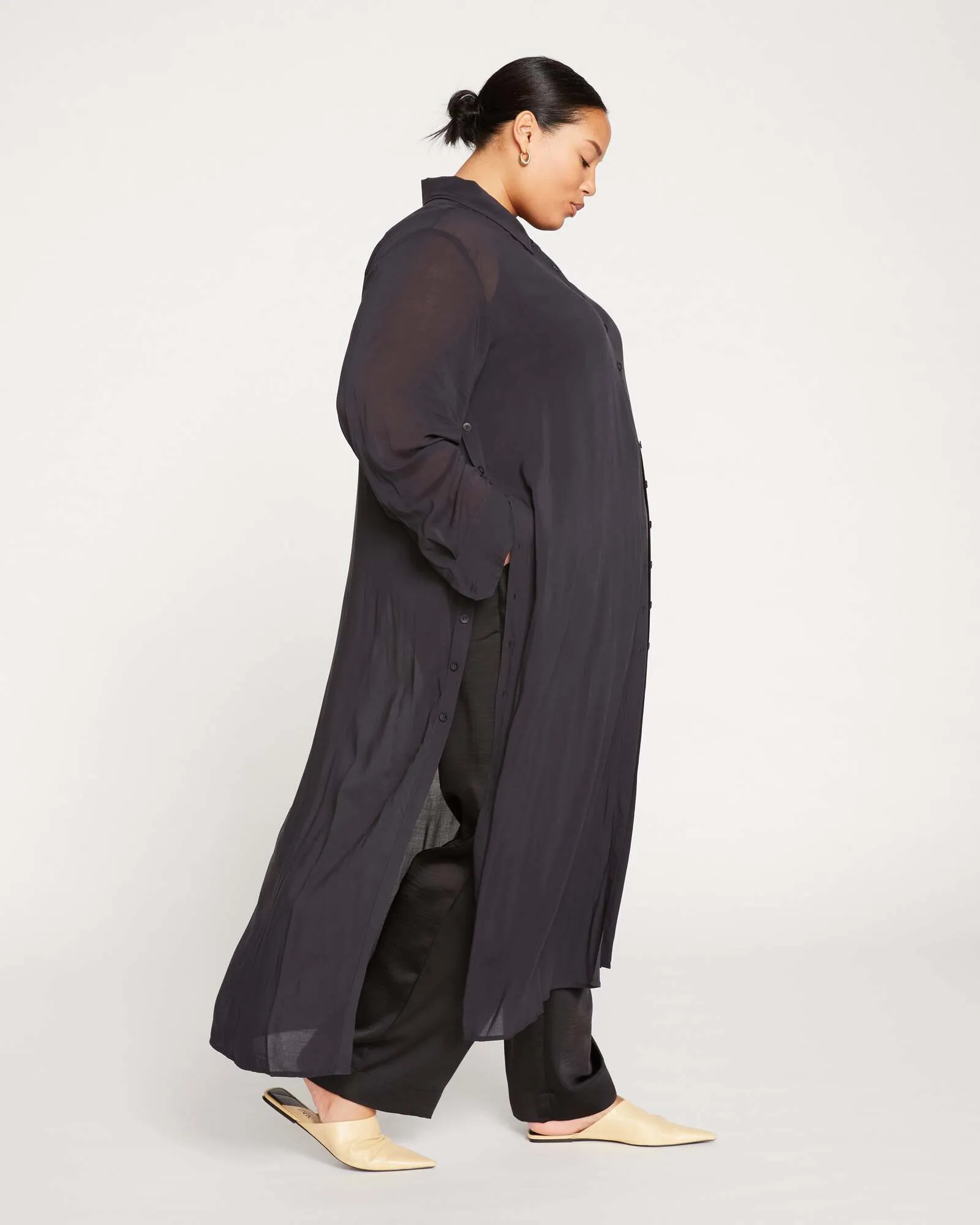 Nailah Button-Down Tunic | Black