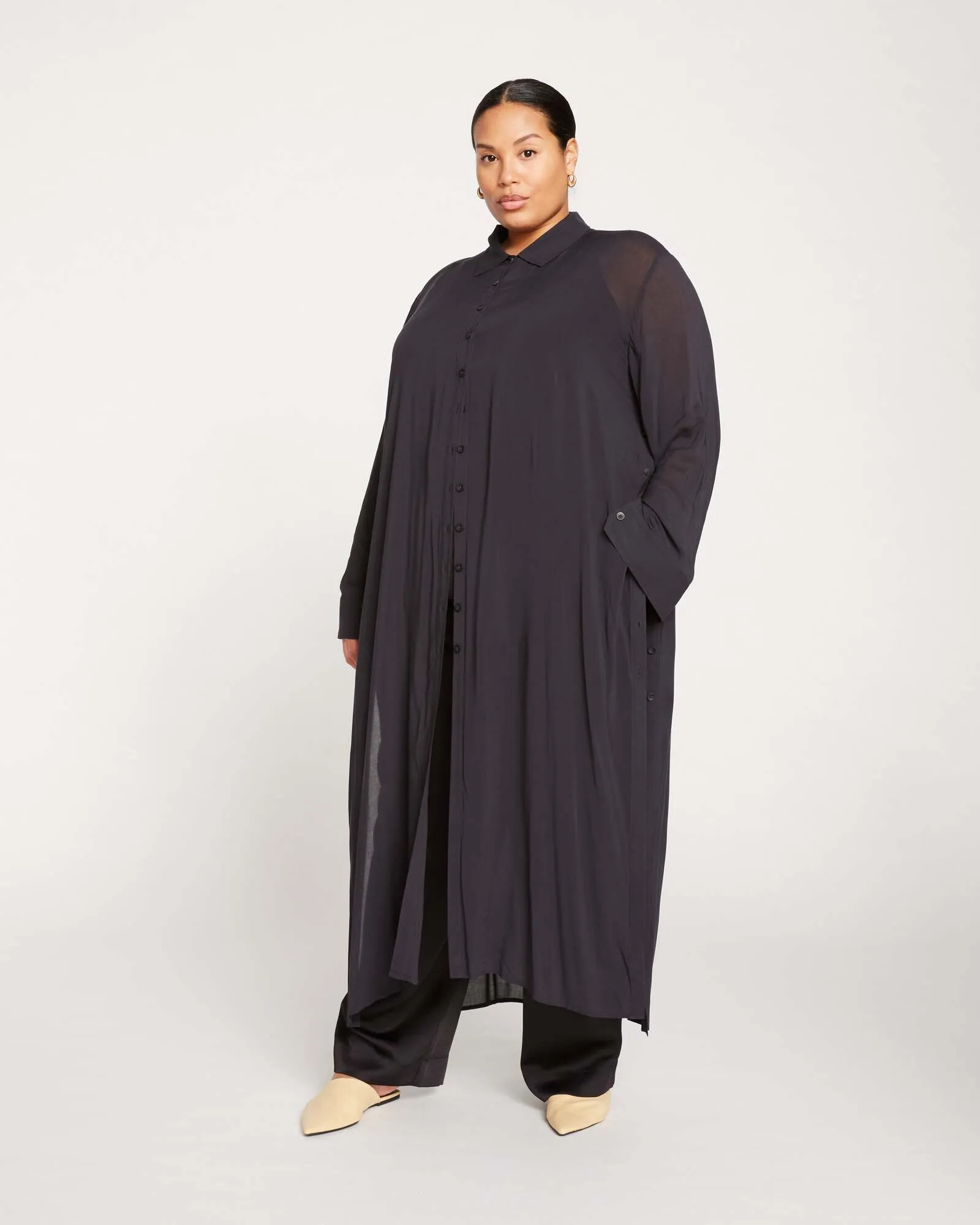 Nailah Button-Down Tunic | Black