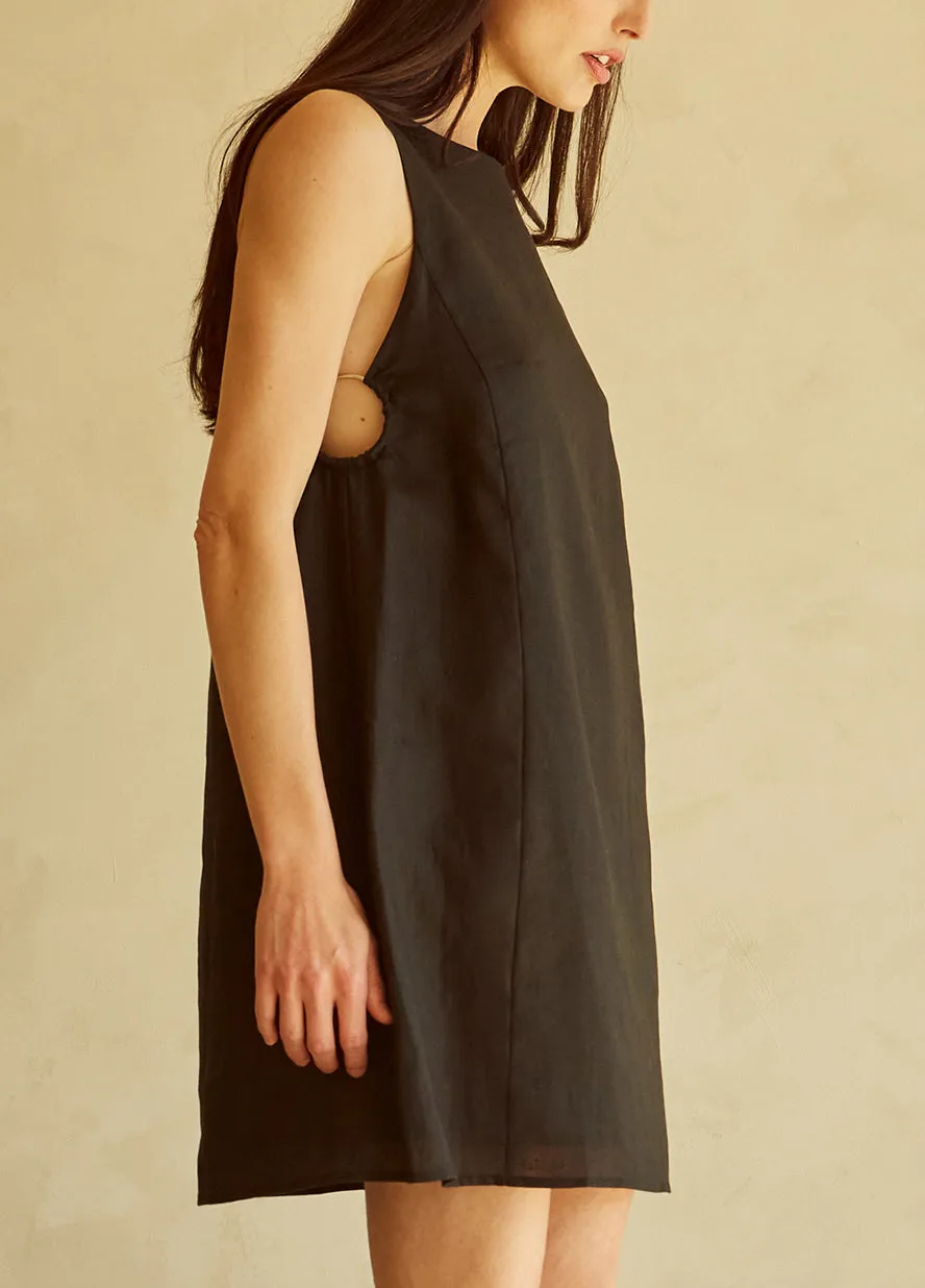 Ring Detail Black Shift Dress