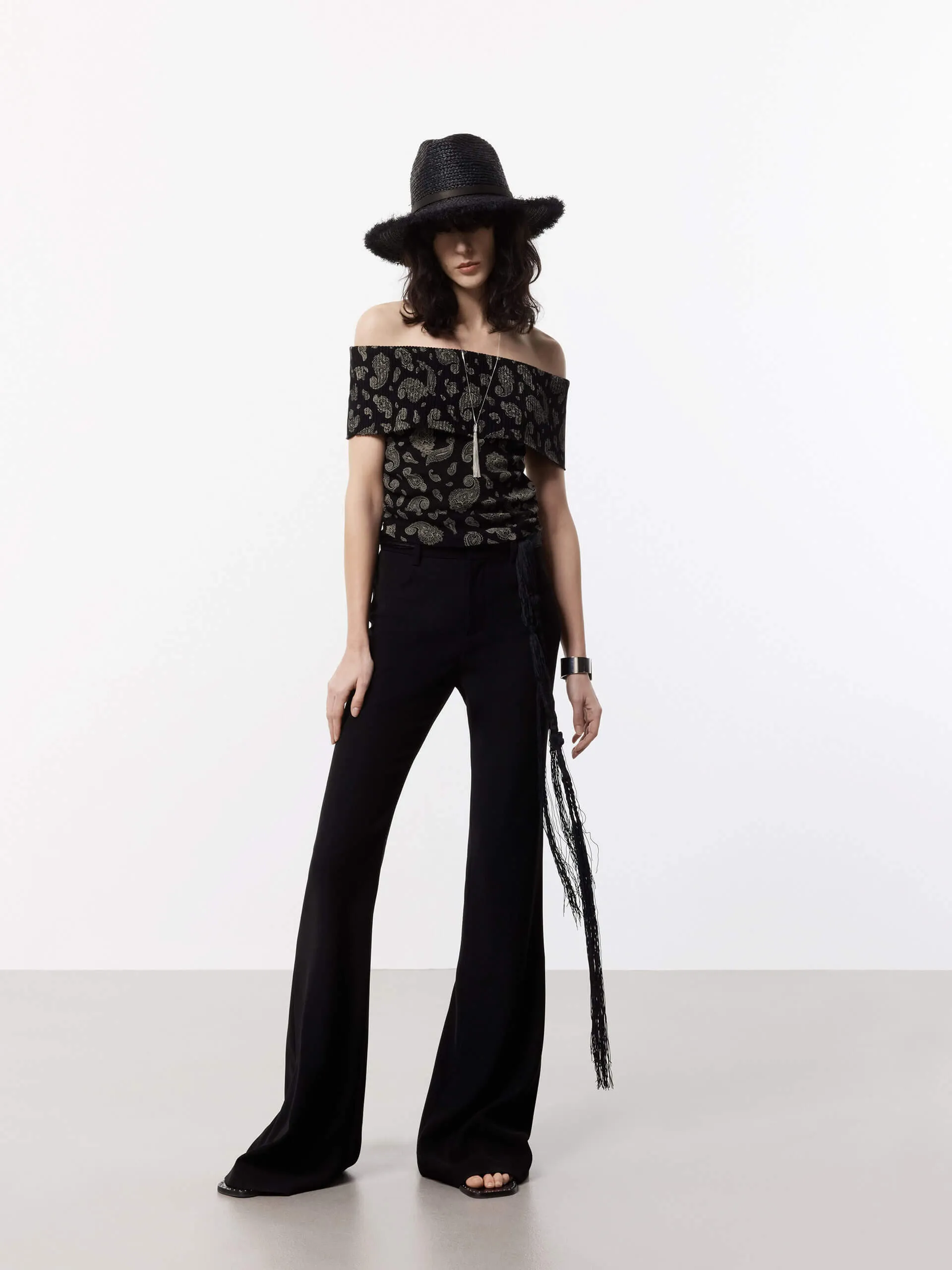 Stretchy Paisley Print Top